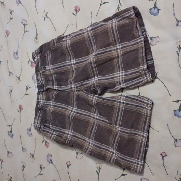 Bundle Of 4 Shorts And 2 Pajamas Sets For Boys Size 8 - Picture 10 of 16